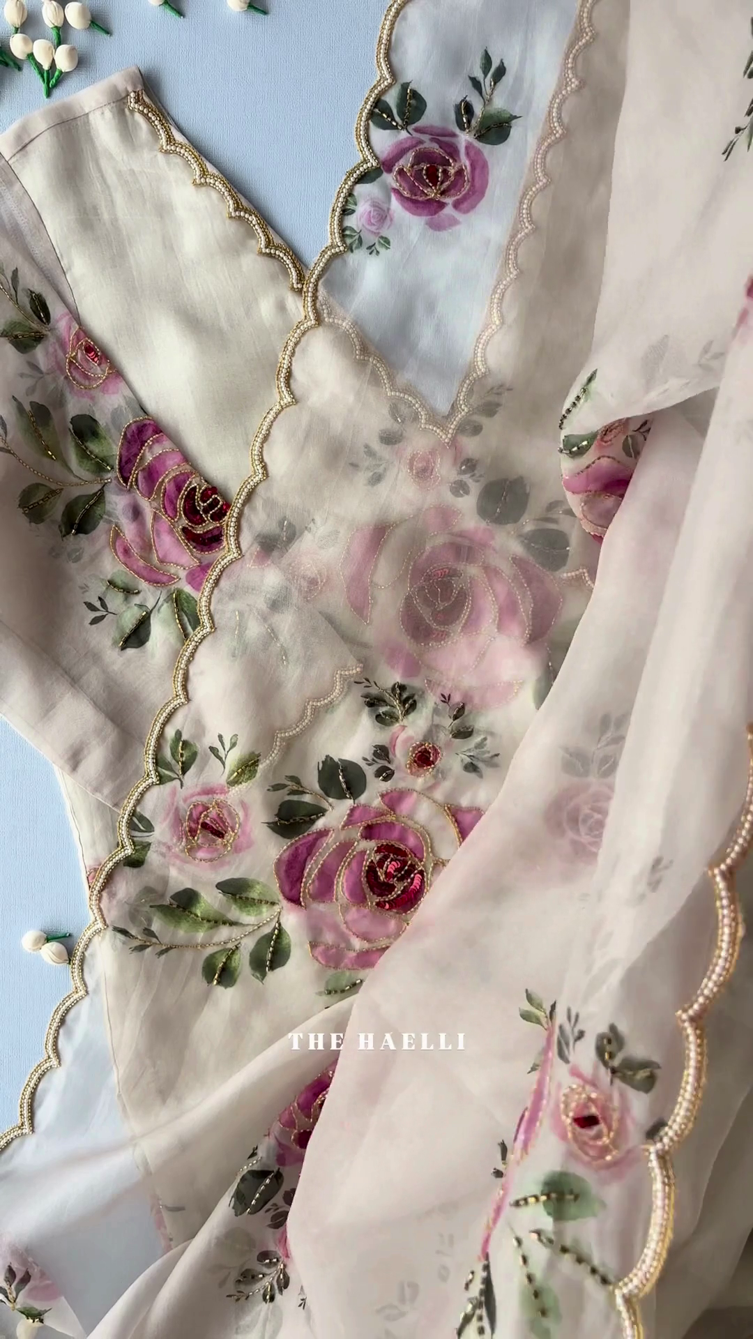 Soft Organza Bloom – Pure Elegance