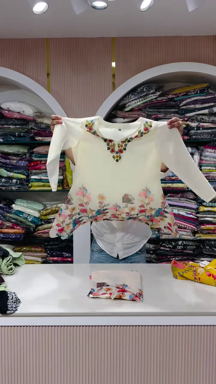 Bloom in Style – Chic Floral Kurti - Image 11